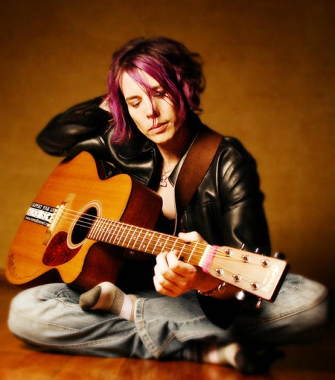 namoli-brennetmyspace.jpg